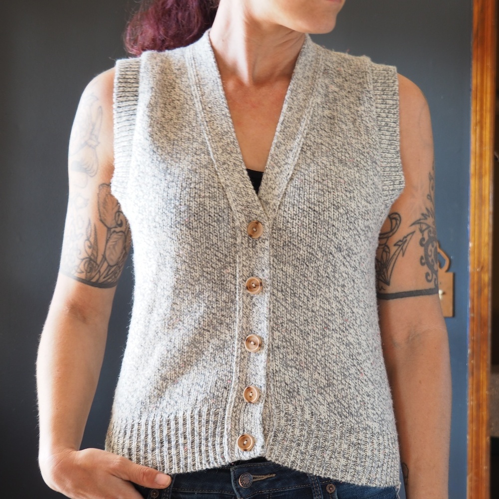 Grey VTG Button Up Sweater Vest